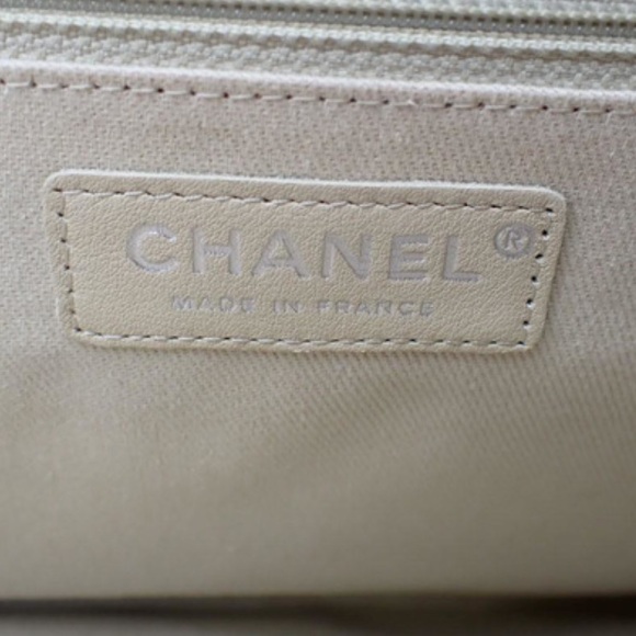 Authentic Chanel Timeless Caviar Quilted CC Large Dark Red Clutch Handbag - Picture 14 of 14